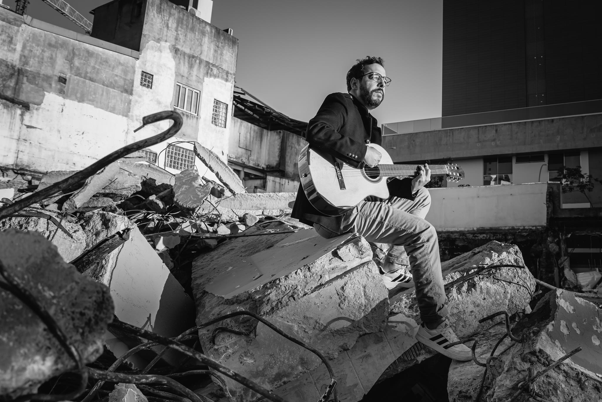 Thiago Romaro (Rita Frazão)