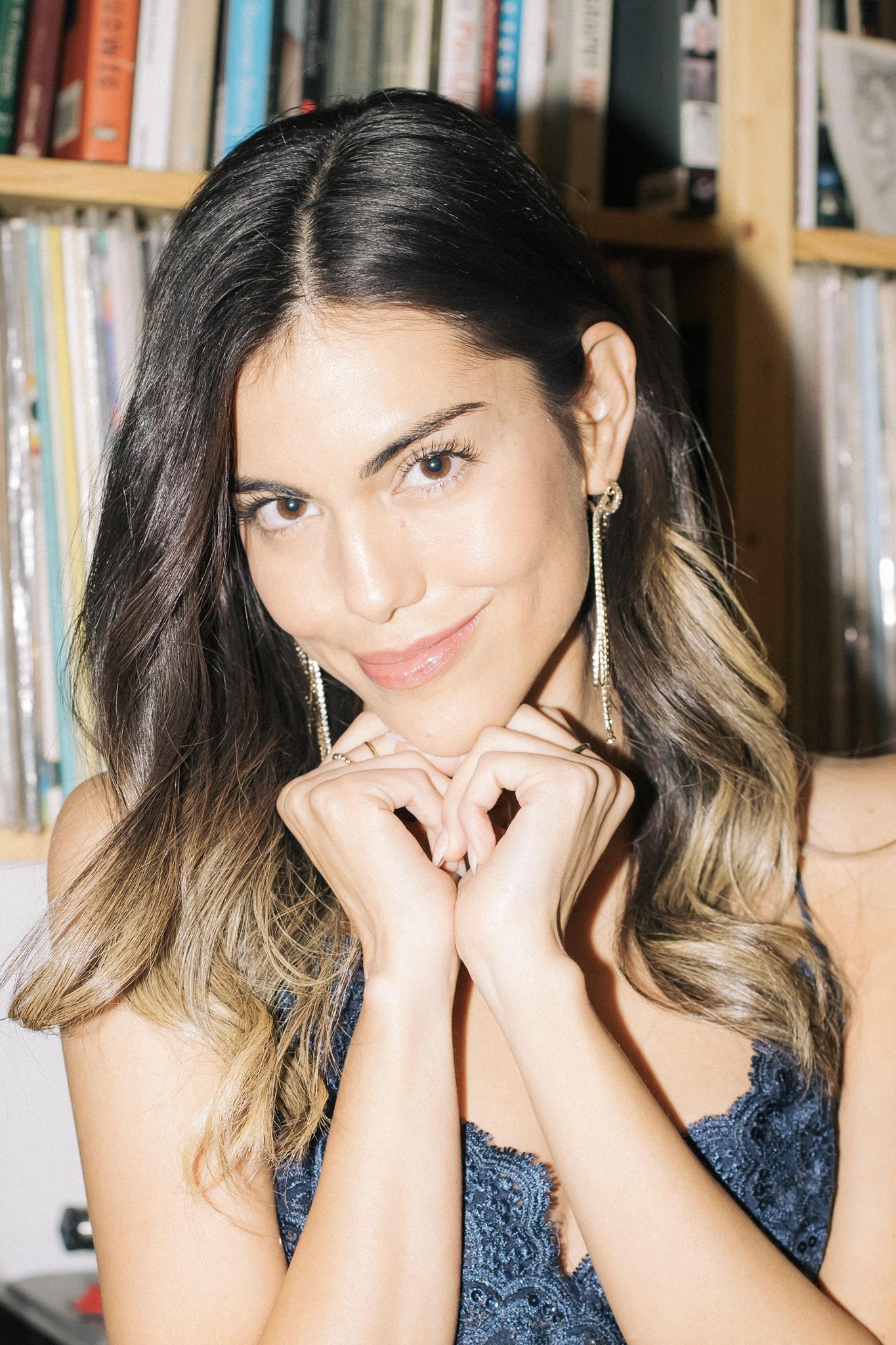 Veronica Long (Alright Bali)