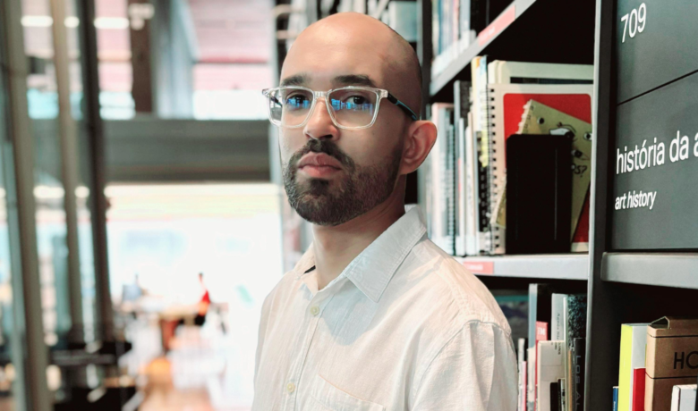 Maurício Rosa (Caique Lima)