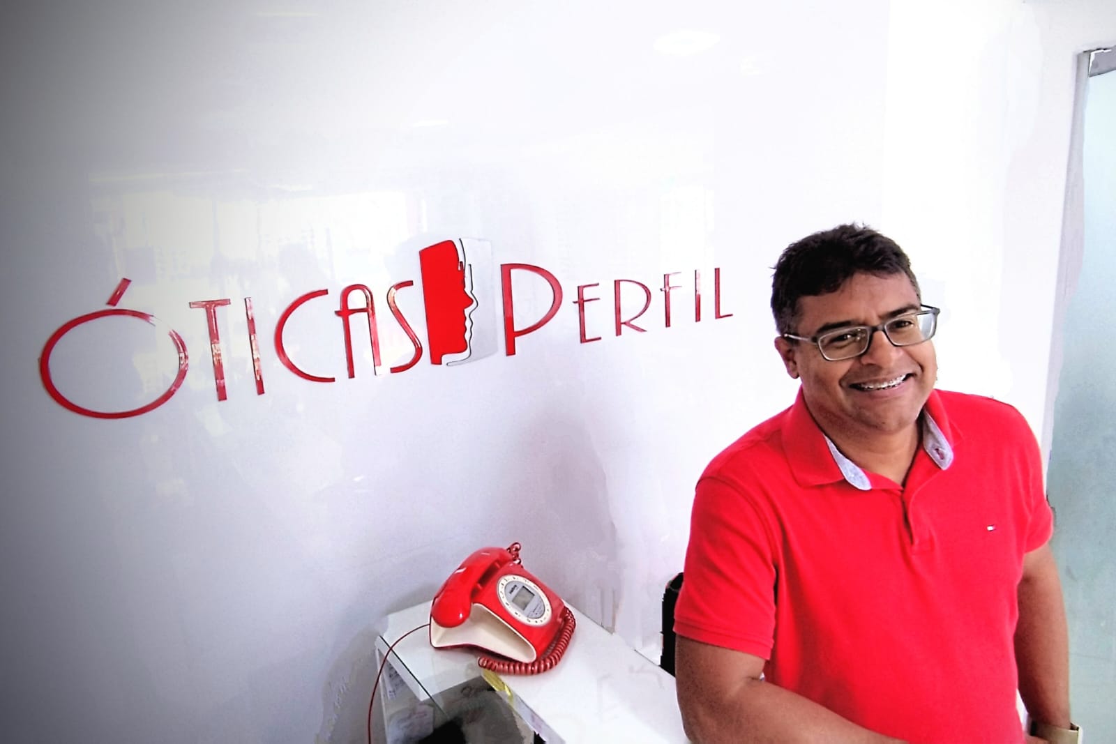 Adriano Oliveira: O Estagiário que Construiu seu Próprio Negócio