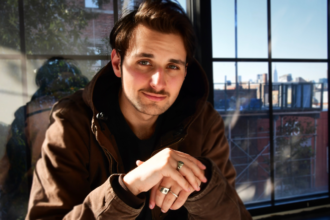 Max Bartos (Shervin Laines)