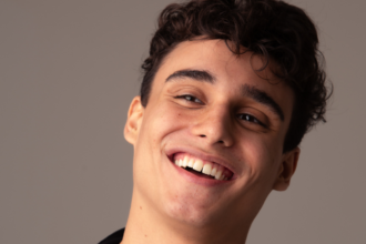 Pedro Goifman (Phillip Lavra)